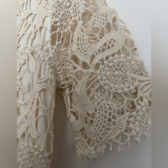 H&M cream lace/crochet dress with French buttons - Picture 3 of 7